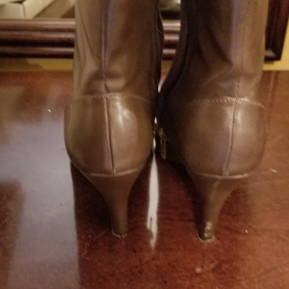 Bootie - Picture 3 of 3